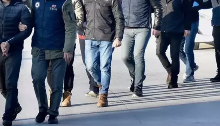 İzmir dahil 29 ilde 'Kıskaç-37' operasyonu:  93 şüpheli yakalandı