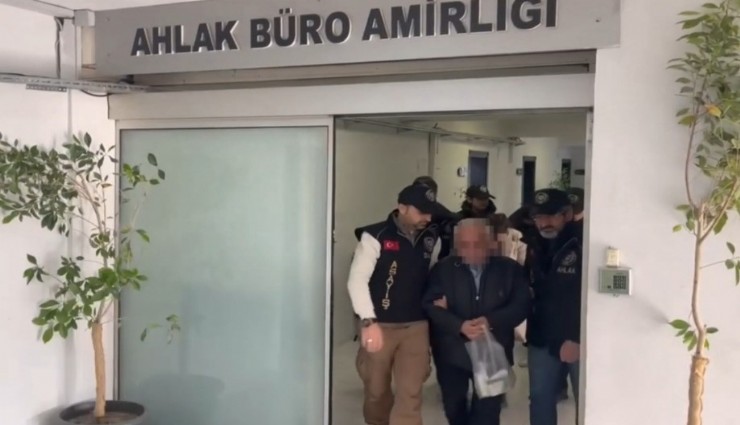 İzmir'de masaj salonuna fuhuş baskını: 9 gözaltı