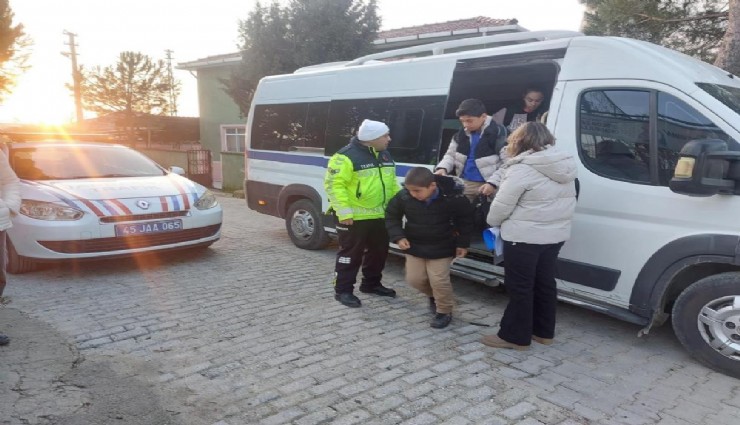 Manisa'da okul servislerine sıkı denetim: 42 okul servisi ve sürücüsüne ceza kesildi