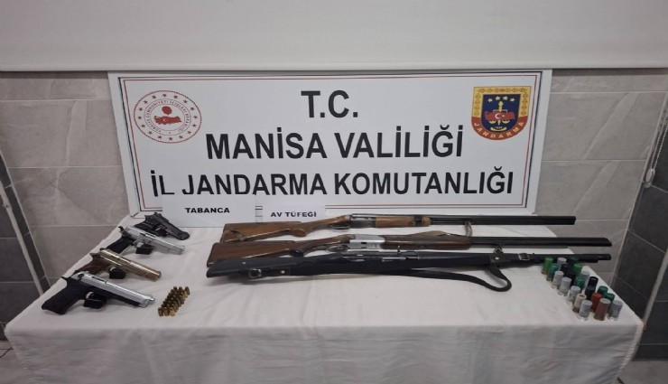 Manisa'da silah tacirlerine operasyon