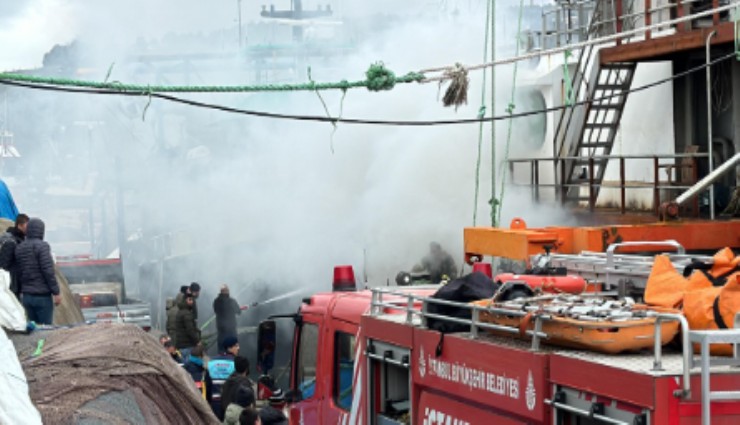 Sarıyer’de balıkçı teknesinde yangın: 2 kişi dumandan etkilendi