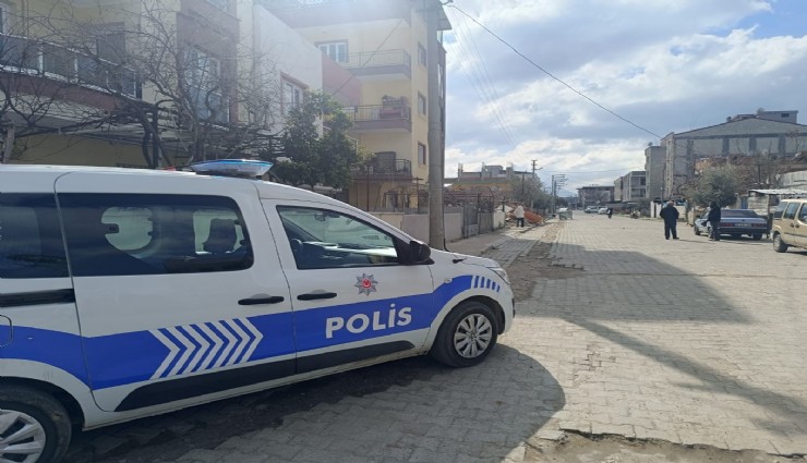 Turgutlu'da 2 çocuk babası kan davasına kurban gitti
