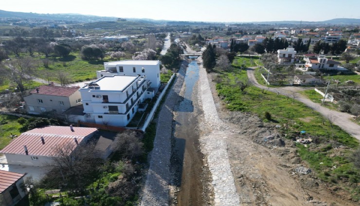 90 milyon liralık yatırımla Urla ve Seferihisar’daki derelerde başlattığı ıslah çalışmaları tamamlandı