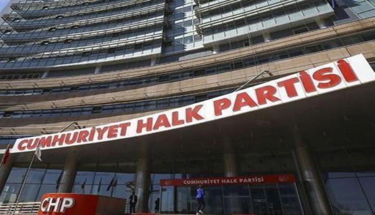 CHP PM toplantısında olağanüstü kurultay ve İmamoğlu'nun adaylığı onaylandı
