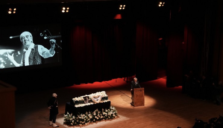 Edip Akbayram için Cemal Reşit Rey Konser Salonu’nda tören düzenlendi