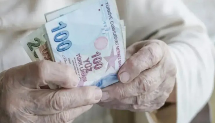 Emekliye bayram ikramiyesi, Pazartesi günü Meclis gündemine gelecek