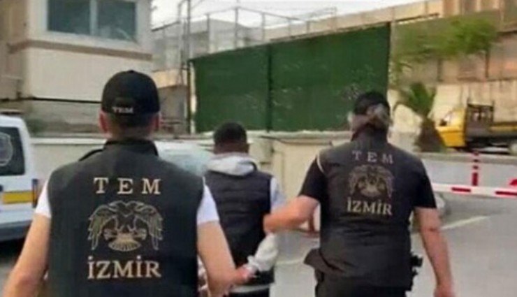 İzmir'de FETÖ üyesi olduğu tespit edilen 9 polis memuru gözaltında