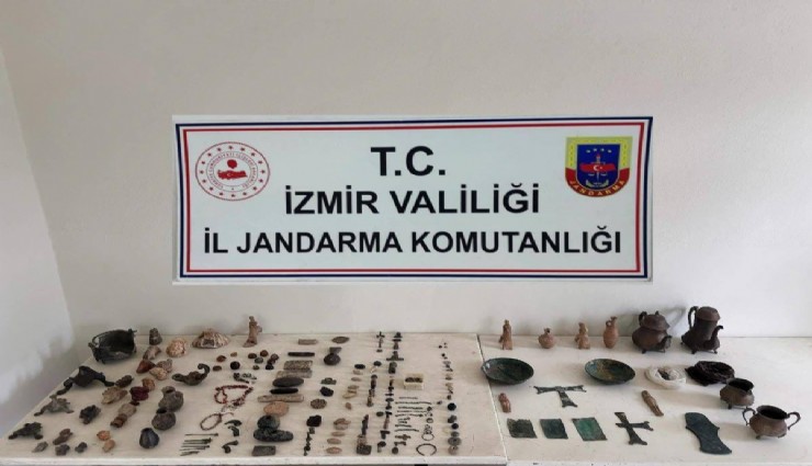 İzmir'de tarihi eser operasyonu