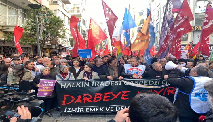 İzmir’den İmamoğlu’na gün boyu destek