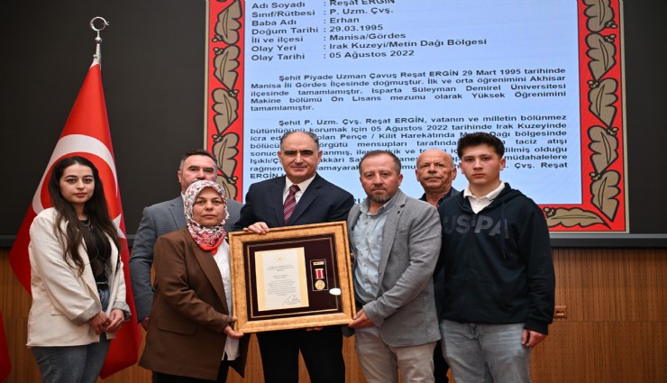 Manisa’da Devlet Övünç Madalyası ve Berat Tevcih Töreni düzenlendi