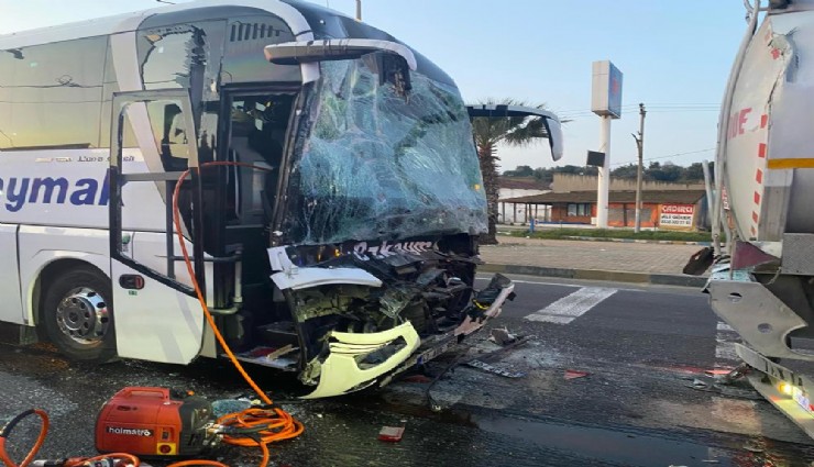Manisa'da feci kaza: Yolcu otobüsünün de olduğu zincirleme kazada, 1 can kaybı, 7 yaralı