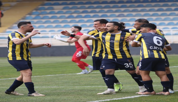 TFF 2. Lig: Bucaspor 1928: 2 - Beyoğlu Yeniçarşıspor: 1