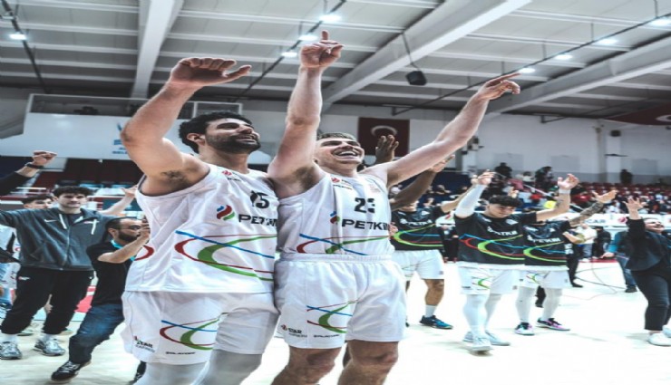 Aliağa Petkimspor, 4 maç sonra evinde kazandı