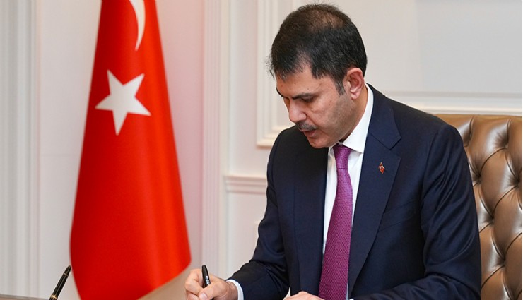 Bakan Kurum: ''İstanbul’da 25 bin 17 binayı inceledik, 2 bin 928 bina az hasarlı''