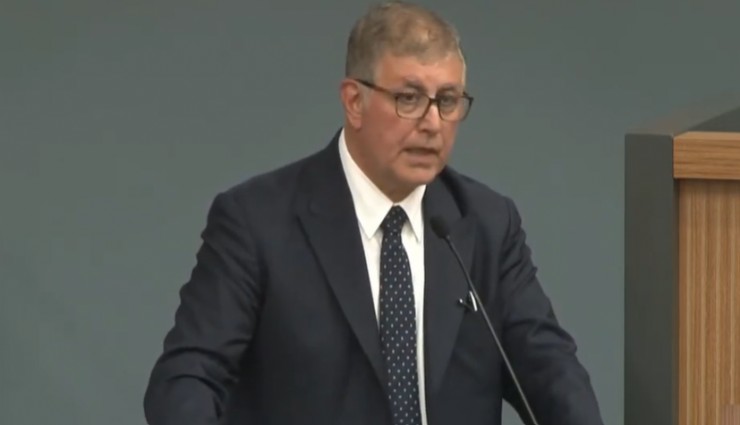Başkan Tugay’dan AK Parti meclis üyelerinin eleştirilerine yanıt: Zorlu, mayınlı ve dikenli yollarda yürüyoruz