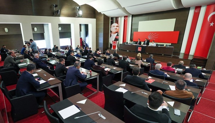 CHP'de yeni MYK belirlendi: Deniz Yücel ve Murat Bakan yerini korudu