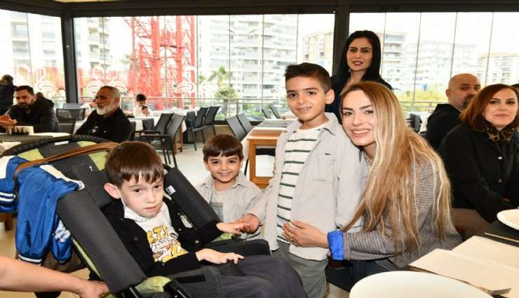 Çiğli'nin minik yüreği, büyük bir dayanışmayla Dubai’ye uğurlanıyor