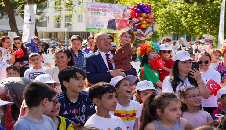 Gaziemir’i 23 Nisan coşkusu sardı