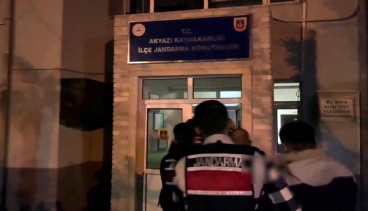 İzmir dahil 6 ilde kadın profilleri ile mesajlaştıkları kişilerin cinsel içerikli görüntülerini kayden çeteye operasyon