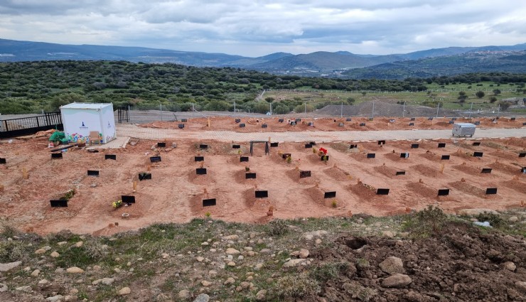 İzmir'de 5 ilçeye 26 bin 400 gömü kapasiteli mezarlık açılacak