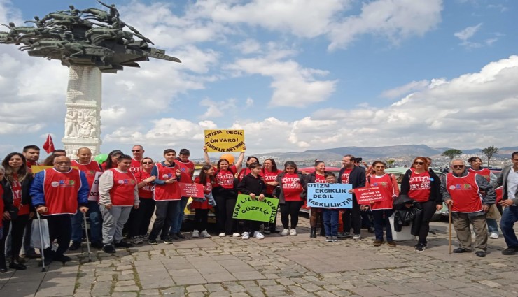 İzmir'de farkındalık için adım attılar