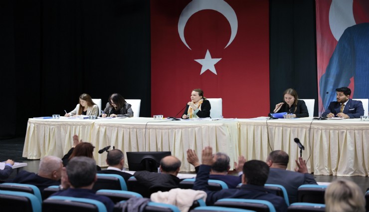 Konak’ta gündem denetim raporu: Başkan Mutlu’dan eleştirilere toplu yanıt