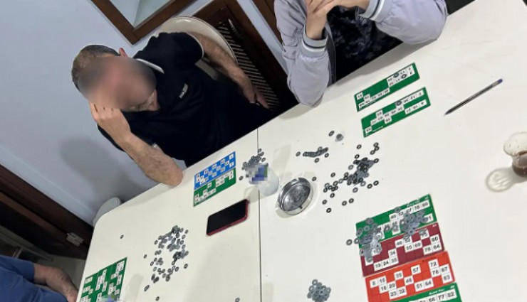 Kumar oynatıp canlı yayınladı, polis baskın yaptı