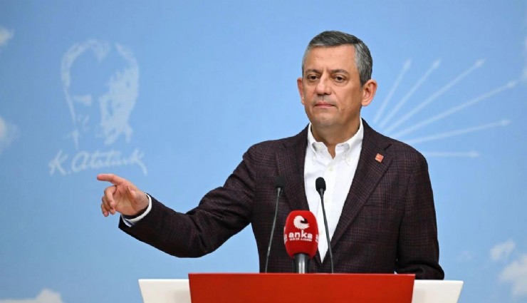 Kurultay yolunda Özel'den İzmir kararı