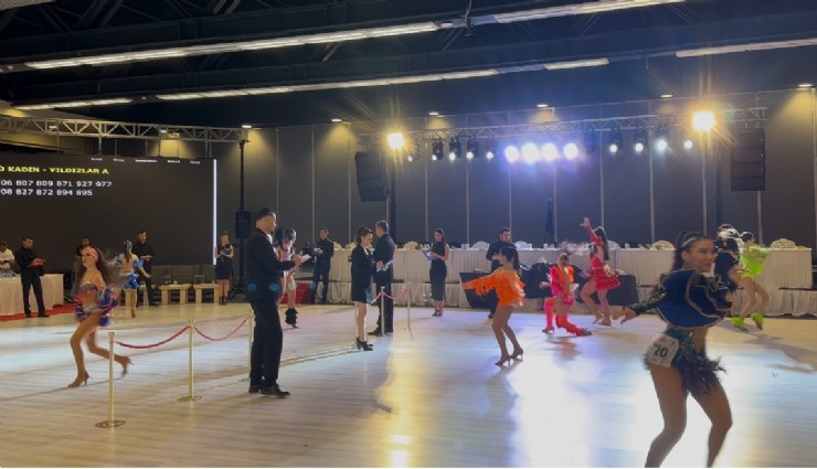 Marmaris'te salsa rüzgarı