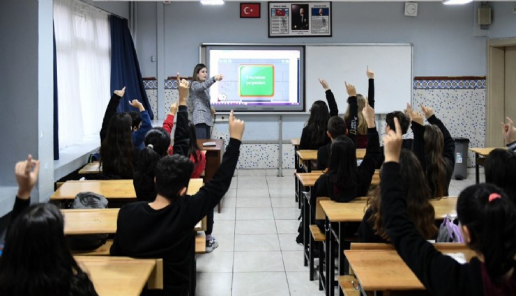 MEB açıkladı: 15 bin sözleşmeli öğretmen alım başvurusu 21 Nisan'da başlıyor