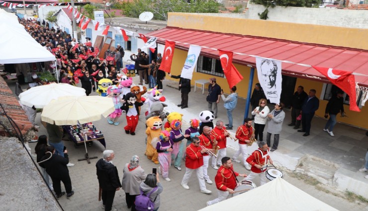 Söke'de festival coşkulu başladı