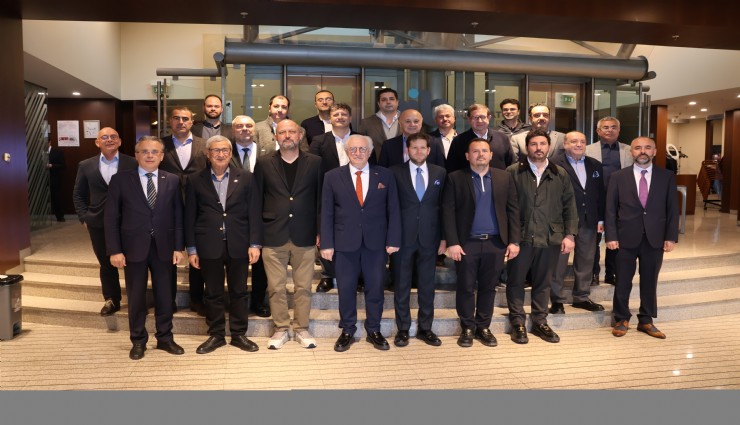 Tekstil Sektöründe ABD Pazarında Avantaj Arıyor: Yeni Vergi Düzenlemeleri ve Uzak Ülkeler Stratejisi Masada