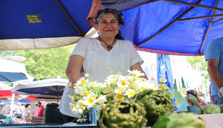 Urla, Enginar Festivali için Türkiye'nin dört bir yanından gelen ziyaretçileri ağırlıyor