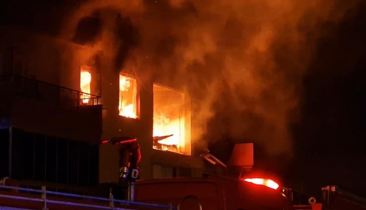 4 katlı apartmanda doğal gaz patladı: 1’i ağır 12 yaralı