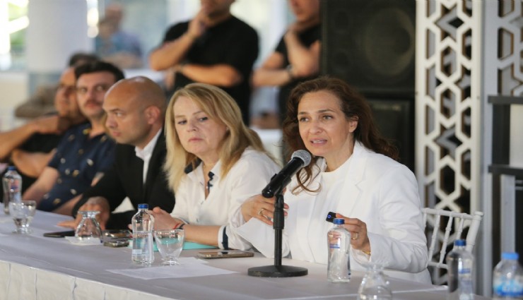Başkan Ünsal dönüşüm bekleyen Cumhuriyet Mahallesi’nde halkla buluştu: