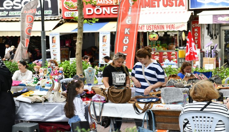 Çiğli’de Anneler Günü coşkusu renkli etkinliklerle başladı