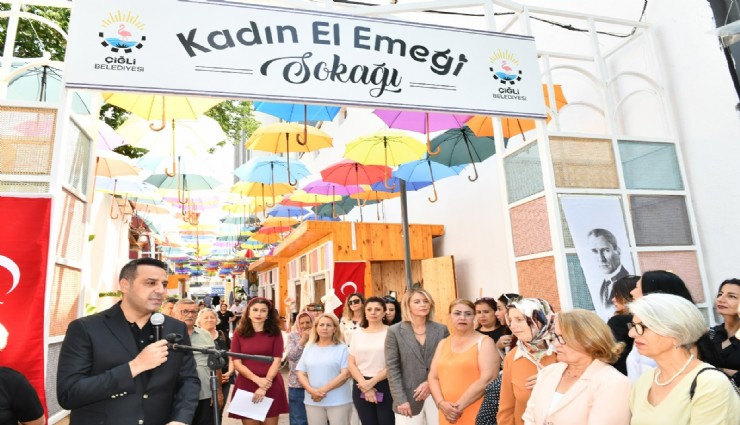 Çiğli’de kadınların el emeği ürünleri görücüye çıktı