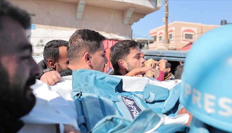 İsrail, Gazze Şeridi'ndeki Nasır Hastanesi’ne saldırdı: 1 gazeteci hayatını kaybetti