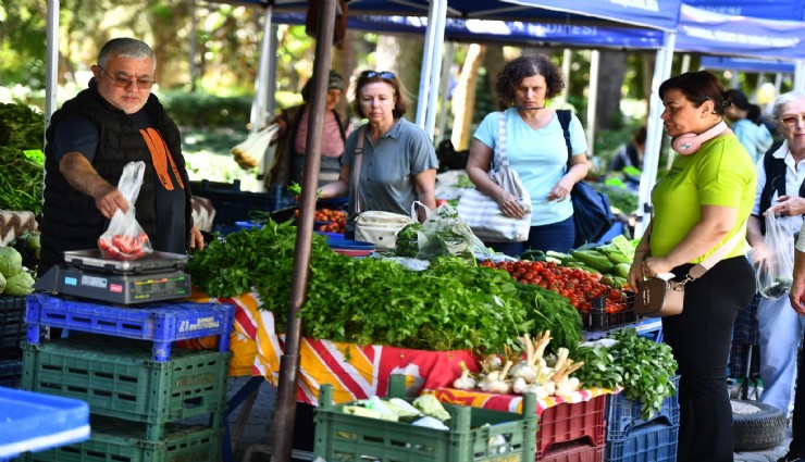 İzmir’de Dünya Çiftçiler Günü coşkusu