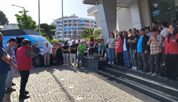 Narlıdere Belediyesinde işçiler greve gidiyor