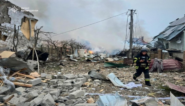 Rusya, Ukrayna’nın birçok noktasına İHA’larla saldırdı: 3 ölü