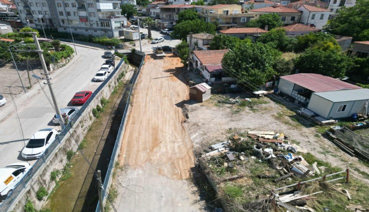Urla’da trafik sorunu yeni yollarla aşılacak