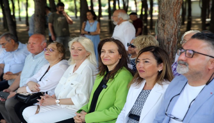 Dünya şairi Nazım Hikmet, Karşıyaka’da şiirleriyle anıldı