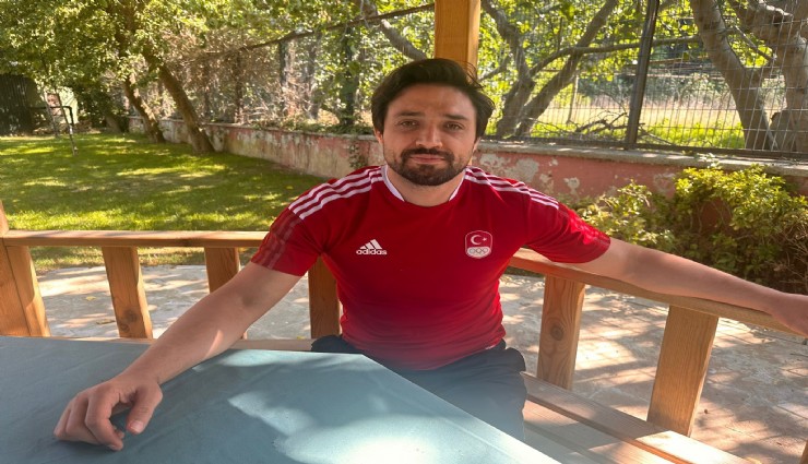 İran'a turnuvaya giden Türk güreşçi kupayla dönerken bombaların hedefi oldu