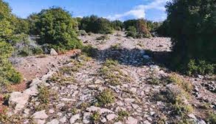 İzmir'de iki antik yola SİT kalkanı