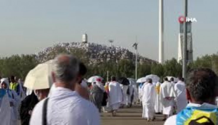 Milyonlar Arafat'ta buluştu