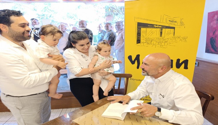 Tunç Soyer, Başka Bir Dünya Mümkün Kitabını İmzaladı