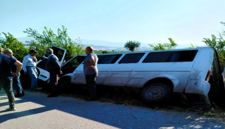 Yoldan çıkan işçi servisini sazlıklar kurtardı: 6 yaralı