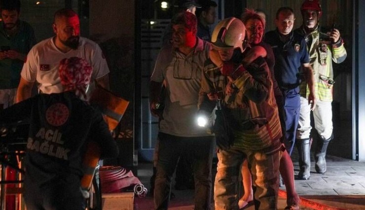 Ankara'da 26 katlı binada çıkan yangınla ilgili müteahhit gözaltına alındı