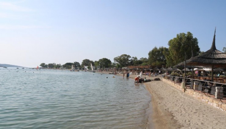 Ege'deki yangınlar turizmi de yaktı